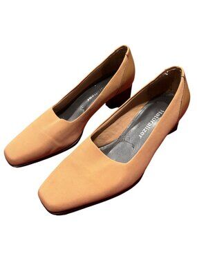 Naturalizer Womens Leather Square-Toe Low Block Heel Shoes Size 5M Tan